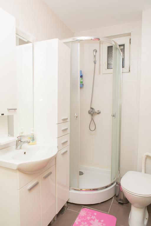 Apartman Ivana Apartment Novi Sad Ngoại thất bức ảnh