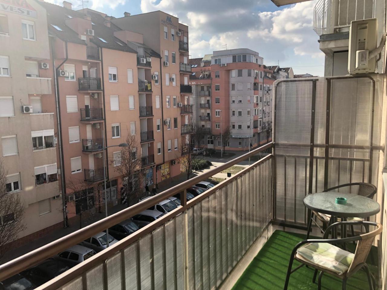 Apartman Ivana Apartment Novi Sad Ngoại thất bức ảnh